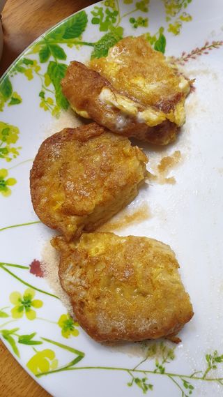 롯데제과 Vbread 포카치아식빵1개 + 미니식빵 1개 + 머핀 2개 세트 — 4점을 준 리뷰어가 2021년 9월 올린 사용 사진