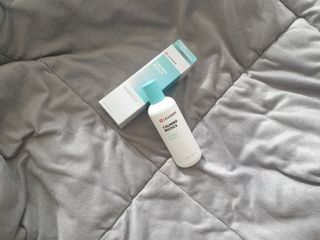 리더스코스메틱 리더스 카밍 바이오틱스 에센스 워터 — 5점을 준 리뷰어가 2021년 12월 올린 사용 사진