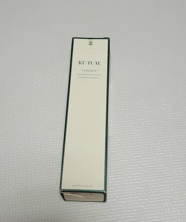 레츄얼 베르디올 더 하이드레이팅 에멀젼 리뷰 사진