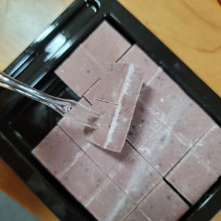 카카오 본연의 색을 간직하고있는 루비초콜릿과 블루베리의 만남, 카카올라 루비베리요거트생초콜릿 — 5점을 준 리뷰어가 2021년 10월 올린 사용 사진
