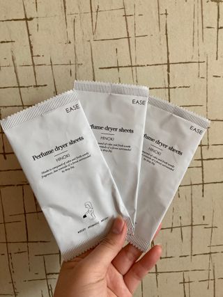 [이즈라이프코스메틱] 퍼퓸 드라이어 시트 히노끼향  or 블랑향 2중 택1 30매 — 5점을 준 리뷰어가 2021년 5월 올린 사용 사진