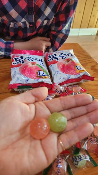 청포도캔디 복숭아캔디 — 5점을 준 리뷰어가 2022년 11월 올린 사용 사진