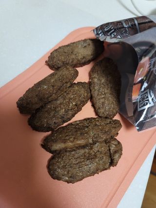 한성기업 명란한 떡갈비 — 3점을 준 리뷰어가 2021년 10월 올린 사용 사진