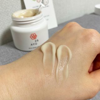 AYU25[아유트웬티파이브]다마스크로즈워터 베이스 천연 수분 촉촉 크림 — 5점을 준 리뷰어가 2021년 4월 올린 사용 사진