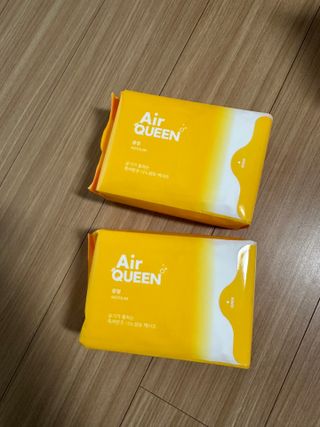 에어퀸 뉴브레스 유기농 생리대 4종 (팬티라이너 20P + 중형 10P + 대형 10P + 오버나이트 8P)_체험단 — 4.5점을 준 리뷰어가 2024년 5월 올린 사용 사진