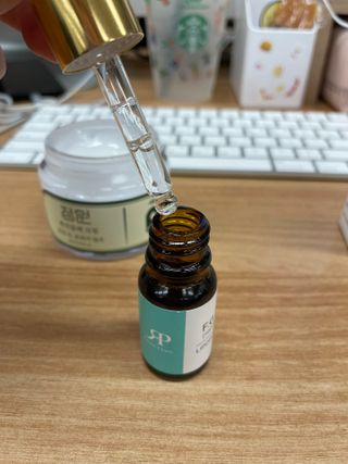 랑팡 EGF+FGF 10ppm 리포좀 앰플 원액 10ml — 4점을 준 리뷰어가 2021년 11월 올린 사용 사진