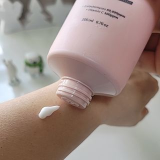 오투에니원 인컨보 바디 퍼퓸 크림 200ml — 5점을 준 리뷰어가 2022년 12월 올린 사용 사진