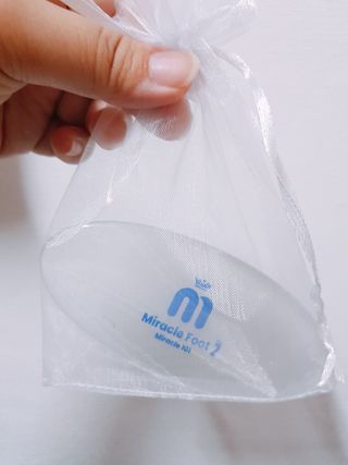 미라클풋 유리발각질제거기 물없이 쓱싹쓱싹 몇번만에 발각질 완벽제거 — 4점을 준 리뷰어가 2021년 9월 올린 사용 사진