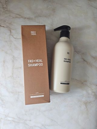패스트힐(fast heal) 패스트힐 탈모증상완화샴푸 470ml — 5점을 준 리뷰어가 2023년 9월 올린 사용 사진