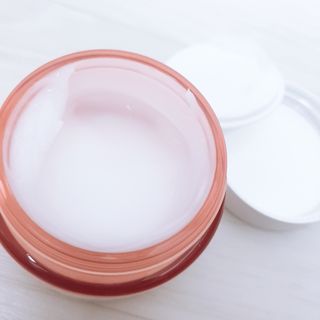 아이앤립 / EYENLIP 아이앤립 연어오일 리바이탈라이징 크림 — 4.5점을 준 리뷰어가 2021년 4월 올린 사용 사진