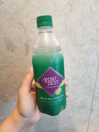 몽베스트 Montbest with Sparkling water Lemon OR Lime 20병(랜덤) — 5점을 준 리뷰어가 2021년 10월 올린 사용 사진