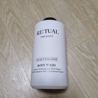 레츄얼 더 센트 바디워시 시크릿 파라다이스(500ml) — 5점을 준 리뷰어가 2022년 6월 올린 사용 사진