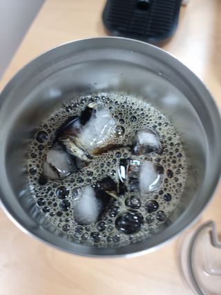 무라벨 바리스타룰스 디카페인 아메리카노 — 5점을 준 리뷰어가 2024년 4월 올린 사용 사진
