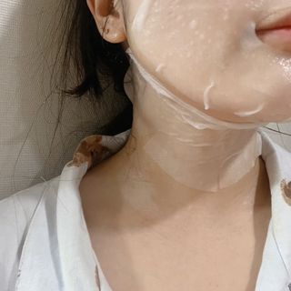 태그스킨 4스텝 주름개선 피부미백 영양 마스크팩 3개 세트(최신버전) — 5점을 준 리뷰어가 2022년 6월 올린 사용 사진