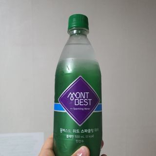 몽베스트 Montbest with Sparkling water Plain 20병 — 5점을 준 리뷰어가 2022년 12월 올린 사용 사진