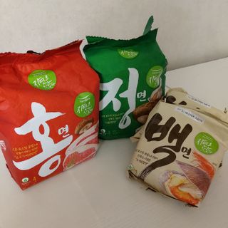 [풀무원] 자연은맛있다 정면, 백면, 홍면  세트 — 4점을 준 리뷰어가 2021년 4월 올린 사용 사진