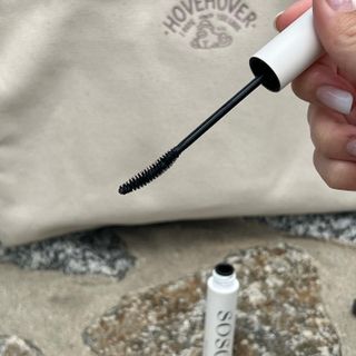 더소설 소설 블랙아이래쉬 세럼 10g(SOSEOL BLACK EYELASH SERUM 10g) — 5점을 준 리뷰어가 2023년 6월 올린 사용 사진