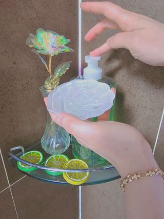 닥터시드 티트리 앤 라임 비건 지성케어 쿨 탈모 샴푸 (1000ml) — 5점을 준 리뷰어가 2024년 4월 올린 사용 사진