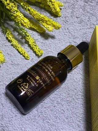 스킨큐어 산다화 비타민c 화이트닝 에센스 30ml — 4.5점을 준 리뷰어가 2024년 1월 올린 사용 사진