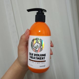 썸헤어 / SUMHAIR 썸헤어 실크 볼륨 샴푸+트리트먼트 프룻자스민티 — 5점을 준 리뷰어가 2021년 5월 올린 사용 사진