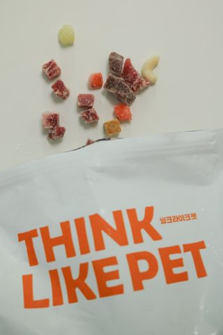 씽크라이크펫 큐브생식 1kg — 5점을 준 리뷰어가 2022년 11월 올린 사용 사진
