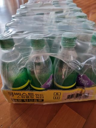 몽베스트 Montbest with Sparkling water Lemon OR Lime 20병(랜덤) — 3.5점을 준 리뷰어가 2022년 7월 올린 사용 사진