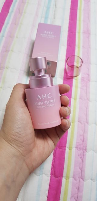 AHC 아우라 시크릿 톤업 벨벳 — 5점을 준 리뷰어가 2021년 4월 올린 사용 사진