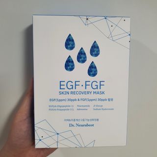 Dr.느루벗 느루벗 EGF FGF 스킨 리커버리 마스크 10장 — 5점을 준 리뷰어가 2021년 4월 올린 사용 사진