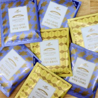 (주)쟈뎅 쟈뎅 클래스 핸드 드립 커피 10P 2종_디카페인 1종+랜덤 플레이버 1종 — 5점을 준 리뷰어가 2021년 4월 올린 사용 사진