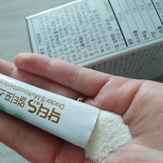닥터s 멀티포스트바이오틱스 — 3.5점을 준 리뷰어가 2021년 3월 올린 사용 사진