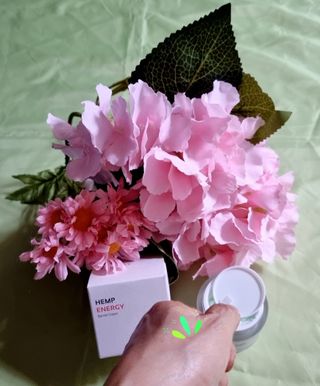 엔디어고 햄프에너지 베리어 크림 50ml — 5점을 준 리뷰어가 2022년 11월 올린 사용 사진