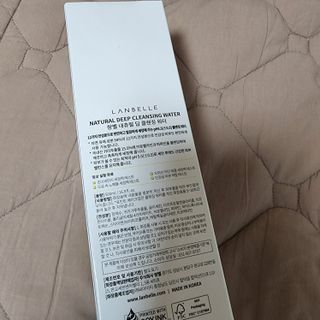 랑벨 내츄럴 딥 클렌징 워터 500ml — 3점을 준 리뷰어가 2022년 6월 올린 사용 사진