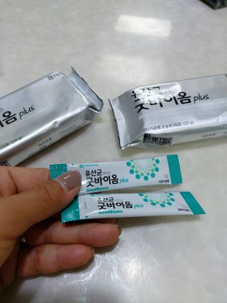 프리마인 유산균 국가지정연구소 선정, 살아있는 생유산균 200억 마리의 힘. 유산균n굿바이옴플러스 — 5점을 준 리뷰어가 2021년 10월 올린 사용 사진