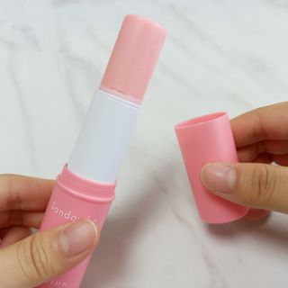 스킨큐어 산다화 카멜리아 안티 링클 멀티밤 — 5점을 준 리뷰어가 2022년 4월 올린 사용 사진