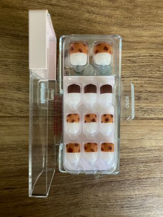 데싱디바 매직프레스 가을신상 숏 스퀘어_3종 중 택1 — 5점을 준 리뷰어가 2021년 10월 올린 사용 사진