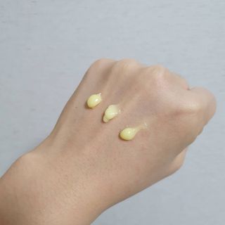 [후르디아] 끈적임 없는 착한성분 비건  핸드크림 3종 — 3점을 준 리뷰어가 2021년 10월 올린 사용 사진