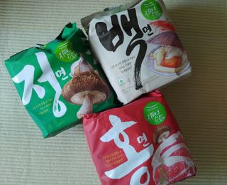 [풀무원] 자연은맛있다 정면, 백면, 홍면  세트 — 5점을 준 리뷰어가 2021년 4월 올린 사용 사진