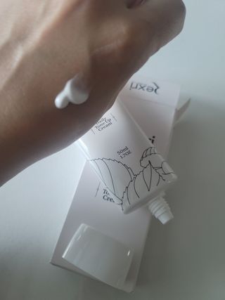 렉스리 데일리 톤업 크림 Rexri Daily Tone Up Cream — 5점을 준 리뷰어가 2022년 10월 올린 사용 사진