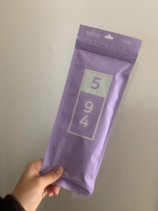 위케어 KF94 마스크 숨쉬기편한 귀안아픈마스크 국산원부자재 사용 식약처 승인 마스크 — 5점을 준 리뷰어가 2021년 3월 올린 사용 사진