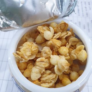 매일바이오 그릭요거트 오리지널 플레인 4개, 로스터리 커피믹스 4개 — 5점을 준 리뷰어가 2021년 12월 올린 사용 사진