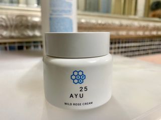 AYU25[아유트웬티파이브]다마스크로즈워터 베이스 천연 수분 촉촉 크림 — 5점을 준 리뷰어가 2021년 2월 올린 사용 사진