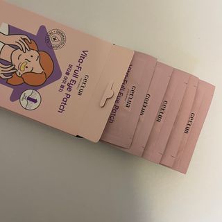 세뚜아(Cettua) 나우[세뚜아] 비타풀 아이 패치 Cettua Vita-Full Eye Patch — 5점을 준 리뷰어가 2024년 3월 올린 사용 사진