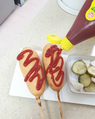 오마뎅 한우핫도그 — 5점을 준 리뷰어가 2021년 7월 올린 사용 사진