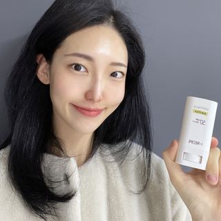 아이레시피 라이트터치 선스틱 15g (SPF50+, PA++++) — 5점을 준 리뷰어가 2023년 2월 올린 사용 사진