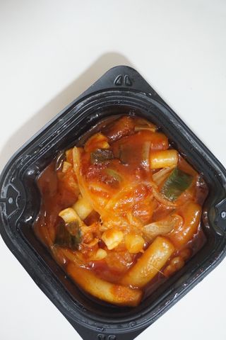 한성기업 무볼레 닭떡볶이+해물떡볶이 2종 세트 — 5점을 준 리뷰어가 2021년 10월 올린 사용 사진