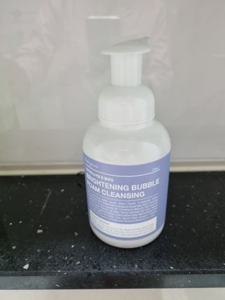 약손명가코스메틱 에오스보떼 브라이트닝 버블 폼 클렌징 300ml — 5점을 준 리뷰어가 2021년 12월 올린 사용 사진