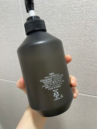 르핸스 퍼포밍 5 샴푸 비반트 포렛/베티버 포그 — 2.5점을 준 리뷰어가 2022년 12월 올린 사용 사진