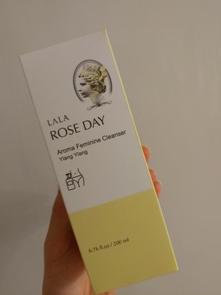 라라로즈데이 시즌2 여성청결제 200ml 아로마 페미민 클렌저, 독일더마인증 — 5점을 준 리뷰어가 2021년 9월 올린 사용 사진