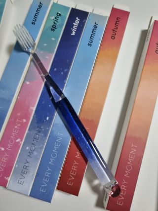 에브리모먼트 에브리 모먼트 칫솔 Every moment toothbrush — 5점을 준 리뷰어가 2022년 2월 올린 사용 사진