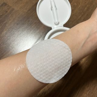 랑벨 비타 에너지 잡티 앰플 패드 65매 (투명하고 밝은 얼굴 광채패드) — 5점을 준 리뷰어가 2022년 6월 올린 사용 사진